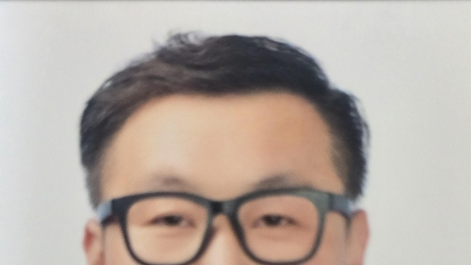 설 명절, 모든 가정에 행복과 만수무강을 기원하며