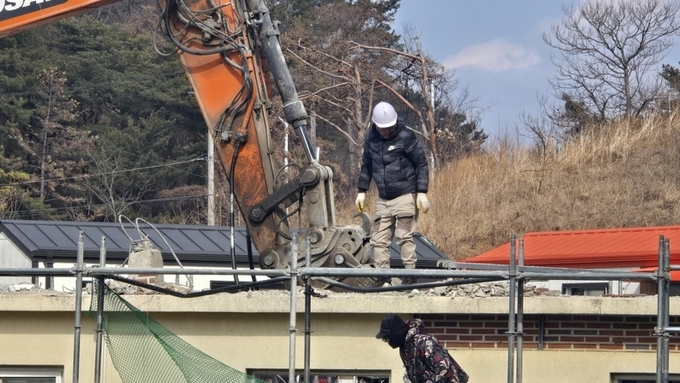 안전은 철거 대상이 아니었다