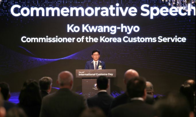 고광효 관세청장이 22일 서울 노보텔 앰배서더 강남에서 개최된 ‘제43회 국제 관세의 날’ 기념행사에서 축사를 하고 있다.