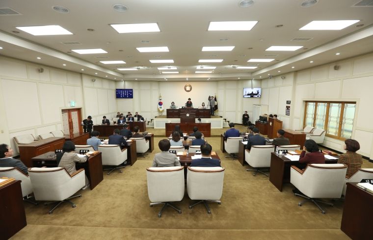대구 수성구의회는 11일 제273회 제2차 정례회 제1차 본회의를 시작으로 39일간의 의사일정에 돌입한다.
