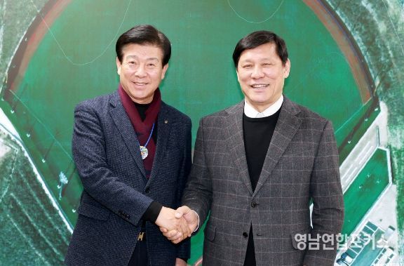 허구연 총재, 박범인 금산군수